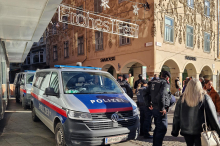 Sturm gegen Roter Stern: Vor Risikospiel zeigt Polizei bereits Präsenz im Grazer Zentrum