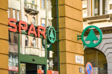 Trifft auch österreichische Spar-Gruppe : Brüssel ermahnt Ungarn wegen Preisdeckel bei Lebensmitteln