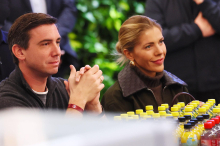 Moderatorin und Red-Bull-Erbe: Swarovski & Mateschitz überraschen mit seltenem gemeinsamen Auftritt