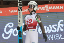 Ženska tekma v Klingenthalu ob 15.35