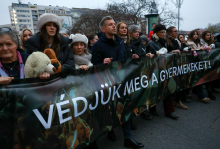 Madžari množično protestirali zaradi zlorab v prevzgojnem domu za mladoletnike