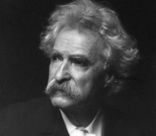 Kako zveni književnost? Humorno, samotno, nevidno.