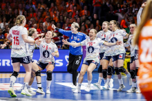 Norvežanke in Nemke za naslov svetovnih prvakinj; Francozinjam bron