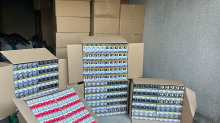 Illegaler Zigarettenhandel: 10,4 Millionen Schmuggelzigaretten – Festnahmen bei Razzien
