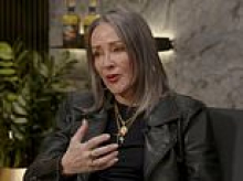 Hollywood actress sounds death knell for Los Angeles as she flees to the south