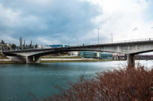 Napad na 12-letnega temnopoltega otroka v Mariboru