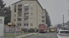 Zagorelo v bloku v Mariboru, stanovalka huje poškodovana