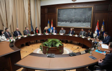 Jačanje međunarodne policijske saradnje: Dačić sa policijskim atašeima o borbi protiv transnacionalnog kriminala (FOTO)