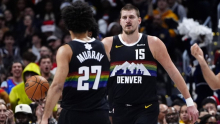 KOLORADO OVO NE PAMTI! Evo kako je Nikola Jokić za Božić stao uz rame NBA legendama (VIDEO)