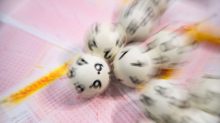 Millionengewinn: Lotto-Jackpot geknackt - Frau gewinnt 38 Millionen Euro