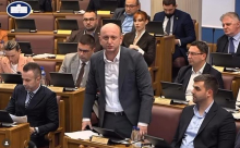 MILAN KNEŽEVIĆ: CG se odrekla Zete, tražićemo pomoć bratske Srbije i predsednika Vučića, umesto milostinje od Vlade