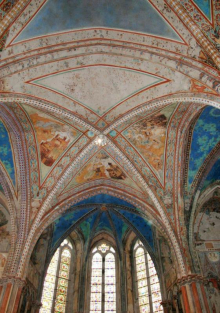 Ali lahko umetna inteligenca sestavi 120.000 delcev znamenite Cimabuejeve freske?