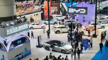 Byd regina dell’elettrico: storico sorpasso su Tesla nel 2025