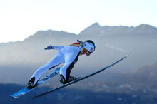 V Oberstdorfu začetek 74. novoletne turneje, vsi štirje Slovenci nosilci svojih parov