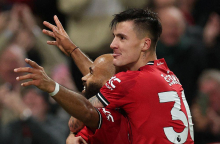 Nocoj Arsenal - Aston Villa in Manchester United - Wolverhampton