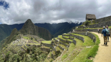 Frontalzusammenstoß zweier Züge nahe Machu Picchu in Peru: Ein Toter und Dutzende Verletzte