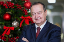 DAČIĆ ČESTITAO GRAĐANIMA NOVU GODINU: MUP će još predanije raditi kako bi se sačuvala sigurnost i bezbednost