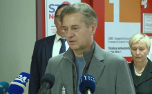 Golob: Ustavno sodišče je presodilo, da ima vlada pravico razmejiti javno in zasebno zdravstvo