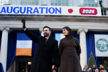 Demokratični socialist Zohran Mamdani prisegel kot župan New Yorka. 