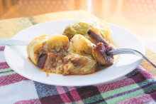 Da li znate koliko sarma zaista ima kalorija? Omiljeno praznično jelo i dalje na 