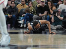 Denver izgubil še rezervnega centra, poškodba Wembanyame ni resnejša