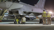 Terrormiliz im Visier: Britische und französische Luftwaffe greifen IS in Syrien an