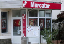 Mercator prodal samopostrežne bencinske črpalke Maxen