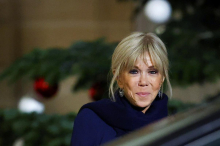 Obsodili deset ljudi zaradi spletnega nadlegovanja Brigitte Macron