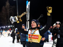 Ne le zlatega orla, Domen Prevc je prejel tudi bogato denarno nagrado