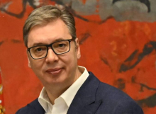 TAČNO U 16 ČASOVA! Veliki intervju uživo predsednika Srbije na Božić: Vučić danas govori na sve aktuelne i važne teme za Srbiju i njene građane