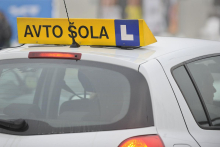 Ministrstvo za infrastrukturo: Čakanje na praktični del vozniškega izpita skrajšano za tretjino