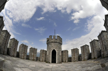 Milijon evrov za obnovo gradu Rihemberk