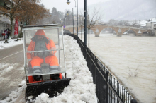 Na Hrvaškem in v BiH-u temperature padle pod -10 stopinj. V Srbiji težave zaradi snega.