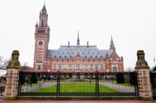 Se bo Slovenija pridružila tožbi proti Izraelu? Čas za odločitev ima še do 12. marca.