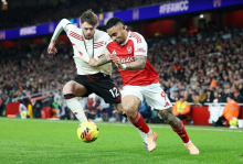 Arsenal in Liverpool remizirala na uspavanki na Emiratesu
