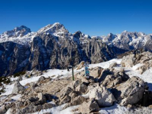 Zimska pravljica na lažje dostopnem dvatisočaku Debela peč #video