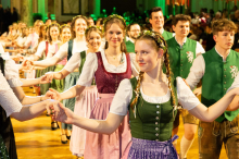 Steirerball: Für die Hofburg ließ LH Kunasek die Lederhose zu Hause 