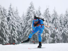Tommaso Giacomel kljub šestim zgrešenim strelom do zmage, Planko 33.