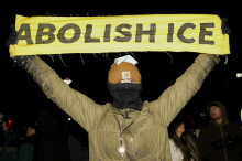 Američani politično razklani po uboju Renee Nicole Good: ICE postal strah in trepet javnosti