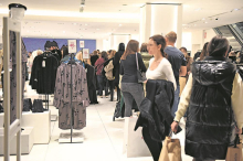 Šok praksa u Srbiji zgrozila javnost! Srpkinje otkrile prljav modni trik i raspametile mnoge: Kupe garderobu, čuvaju račun pa onda...