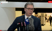 VUČIĆ SE U ABU DABIJU VIDEO SA DONALDOM TRAMPOM MLAĐIM: 