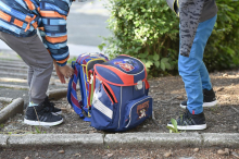 Civilna iniciativa za svobodo izobraževanja ministrstvu predala podpise za vrnitev odvzetih otrok