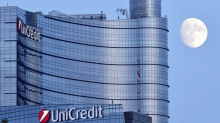 Unicredit smentisce interesse per le quote Delfin di Mps: “Pura invenzione che distorce il mercato”