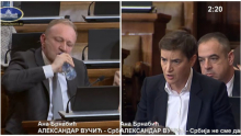 BRNABIĆ PATOSIRALA ĐILASA: Od besa mu se tresle ruke dok je pio vodu (VIDEO)