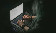 Mislite da ste informirani? Psiholozi pojasnili zašto zbog algoritama zapravo znamo – manje