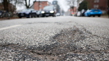Verkehr: Vorsicht auf den Straßen: ADAC warnt vor Schlaglöchern