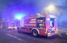 VELIKI POŽAR U ZGRADI U ZEMUNU, U TOKU EVAKUACIJA STANARA: Upućeno 12 vozila sa 32 vatrogasca na lice mesta