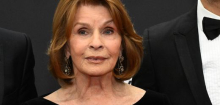 Senta Berger zieht sich bei Lesung Oberschenkelbruch zu
