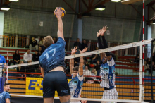 Calcit Volley vse bližje 2. mestu pred končnico