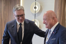 VUČIĆ SE U DAVOSU SUSREO SA KANCELAROM AUSTRIJE Razgovarali o 3 stvari,predsednik poručio: Važno je raditi na projektima koji obezbeđuju bolju budućnost građana